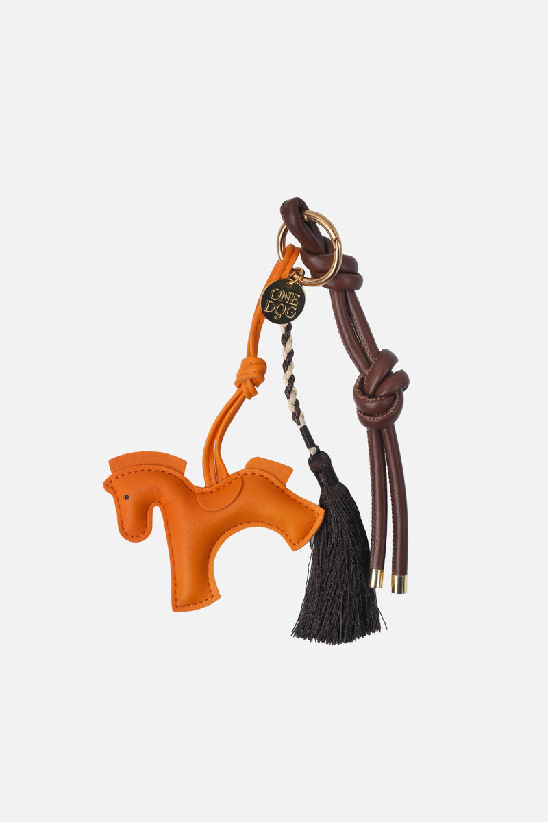 Charm Cavallino